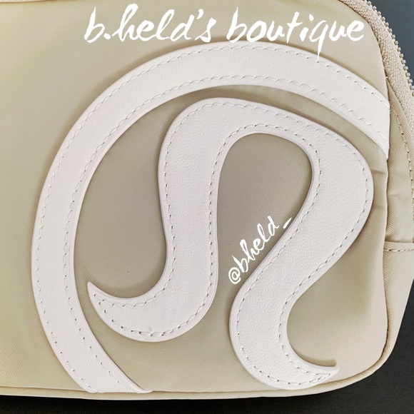 lululemon Everywhere Belt Bag in Trench/White Opal Logo OS (1L) Brand New NWT - Picture 12 of 15